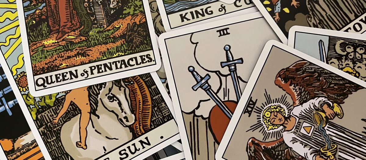 Pick your star sign and I’ll read your fortune! 

Capricorn 🐐 youtu.be/c33jJKtzudw
Aquarius 💦 youtu.be/LYqoqL_dsMo
Pisces 🐟 youtu.be/yEPk4k6xr4M
Aries 🐏 youtu.be/N0JmNx7FTd0 
Taurus 🐂 youtu.be/JcUI3r45gqU
Gemini 👯‍♂️ youtu.be/eX4pgDMqiAQ

more below!