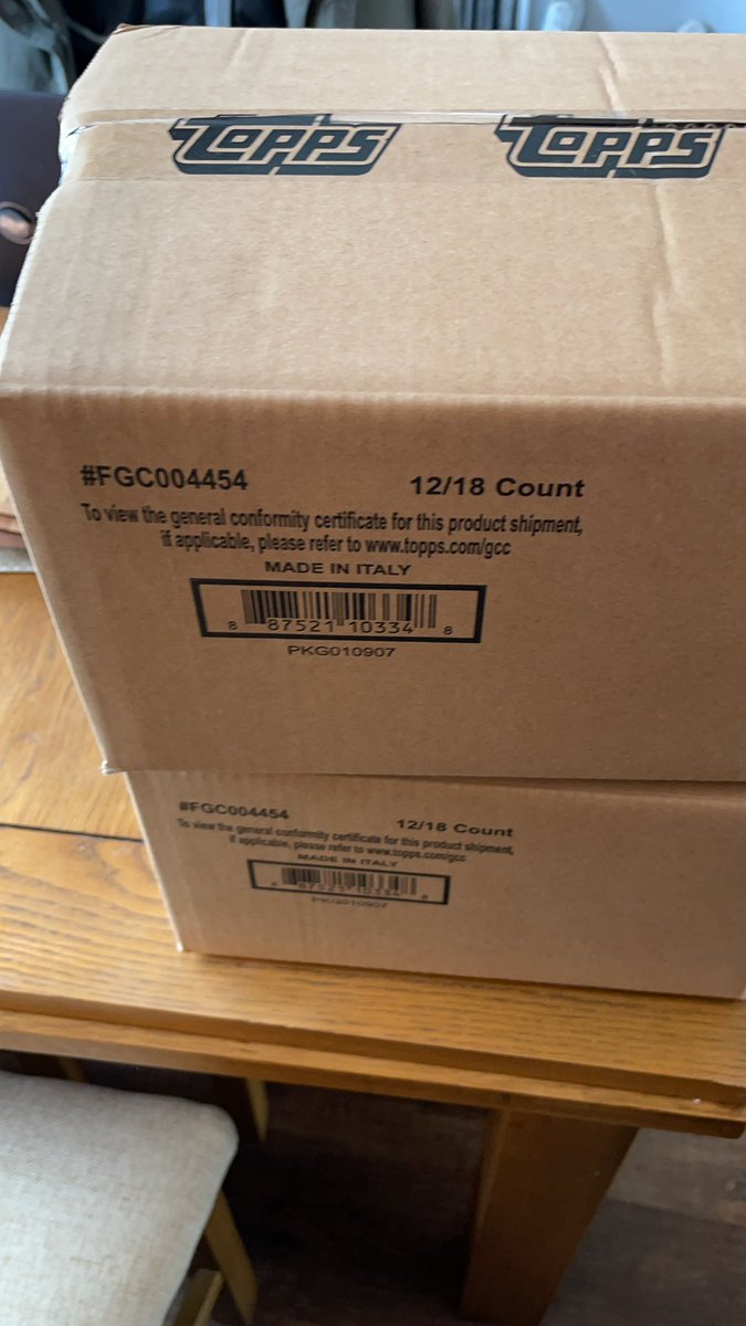 TomPaddock_'s tweet image. 2 Cases of Topps F1 Chrome arrived today. Praying for the strength to keep them sealed! #thehobby