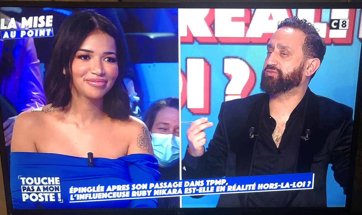 MehdiiiDz_'s tweet photo. Ruby Nikara c’est le vide absolu je suis  à deux de préférée quand il y’avait des débats sur zemmour tous les jours  tellement elle est malaisante #TPMP #rubynikara https://t.co/vAc1FqY8G1