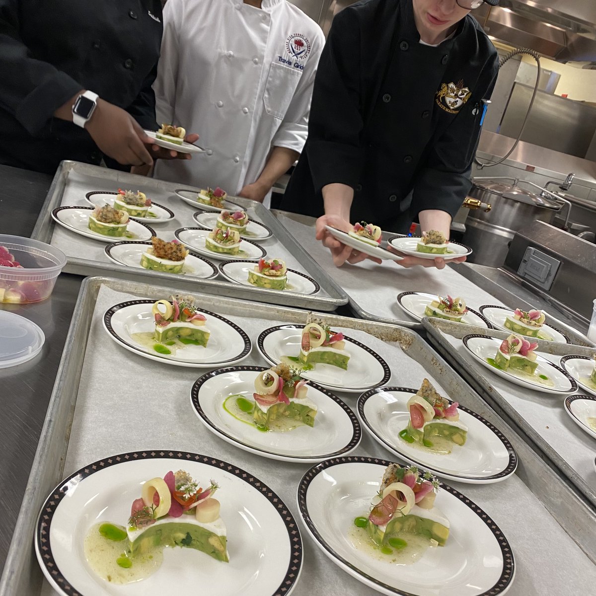 acfchefs's tweet photo. Delicious! We are enjoying this beautiful demo from the Advanced Plating Concepts: Techniques for Modern Menus session with Chef Angus McIntosh @chefangusmcintosh ! We love bringing this incredible community together! 

#acfchefs #advancedculinarysummit https://t.co/cs4HPRsHCQ