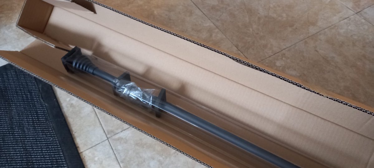 TresSonia's tweet photo. @leroymerlin_es ¿esta es la hamaca que compré? Suerte que he dicho urgente, sigo esperando y ni una llamada. Mañana regalaré una barra de cortina a mi amiga que cumple 40 años https://t.co/9JBGEcWqOM