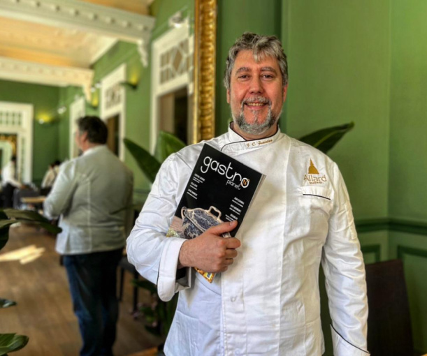 planetaconserva's tweet photo. El antiguo "El Club Allard" aprovechando el parón al que nos obligó la pandemia ha remodelado el espacio, el concepto e incluso el nombre, ahora es @AllardMadrid aunque @jefedecocina76 continua al frente de la cocina
Te lo cuento en nuestra web:
https://t.co/oN1VMqlEbm https://t.co/mDMtsUhth0