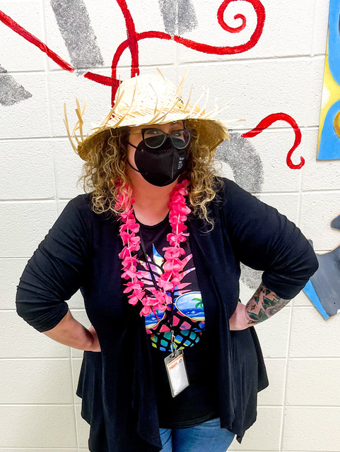 ShepardAstros's tweet photo. It's Respect Week at Shepard and each day features a dress theme. Today it's Hawaiian Day (ride the wave of Respect.)
Many thanks to teacher Nicole Sonne for these great pictures!
#RespectWeekShepard https://t.co/VYQihJnehg