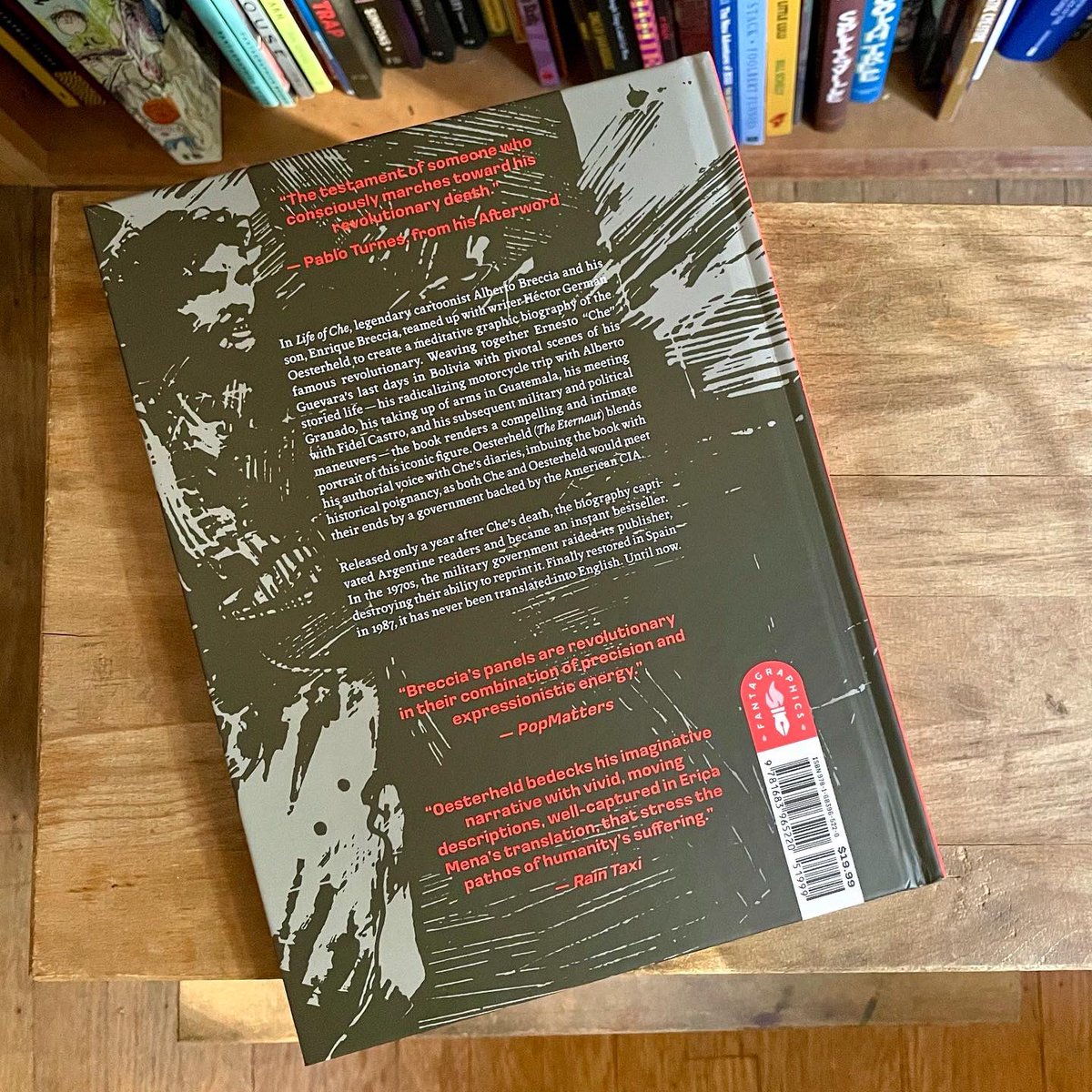 fantagraphics's tweet photo. Out 3/15: Life of Che: An Impressionistic Biography by Héctor Germán Oesterheld, Alberto Breccia, and Enrique Breccia! https://t.co/nxIyY4Llpn