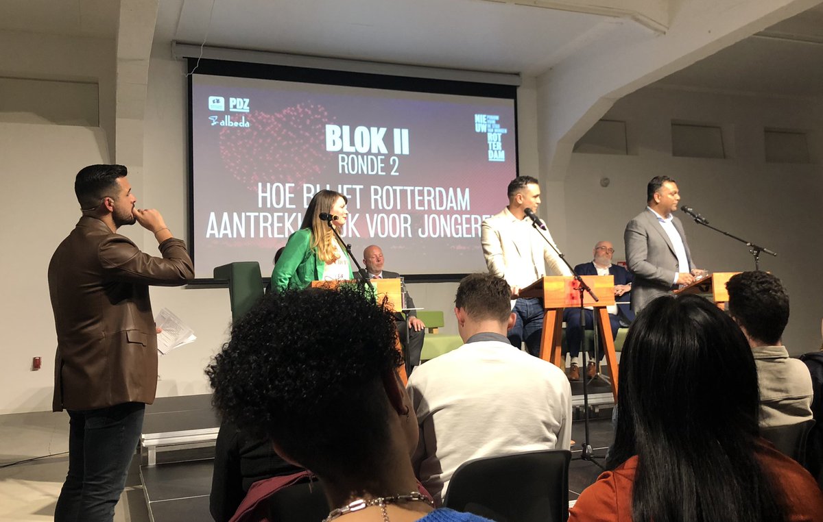 Simone Fredriksz tweet media