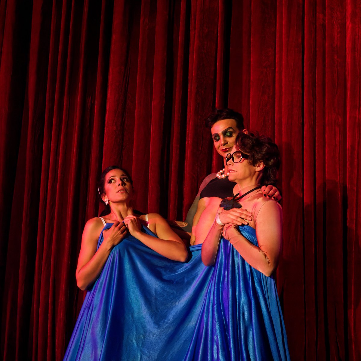 Vespertine Circus tweet media