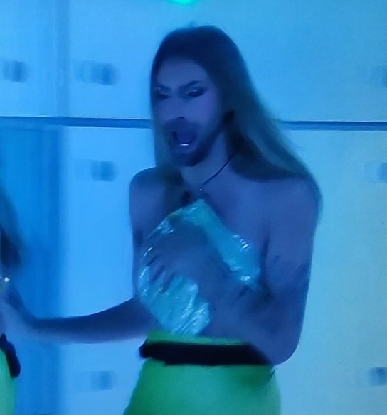 wanderwilde's tweet photo. ¿¿¿Pero qué de tapa??? #SecretGala8 #Secret10M #RepescaNissy https://t.co/4dTfyNJ9ng