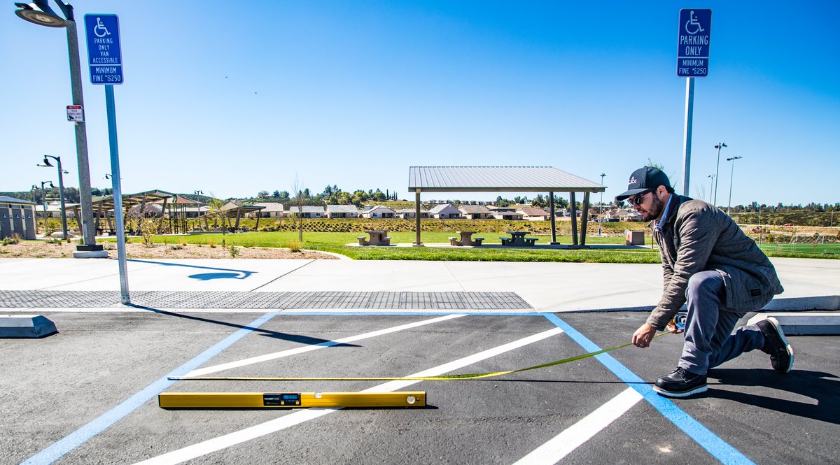 cityoftemecula's tweet photo. The City of Temecula’s Building & Safety team plays a huge role in keeping #TemeculaSafe🙌
They prioritize residents' health by administrating, enforcing, & helping clients navigate clearances, codes, standards, inspections, & applications of laws/ordinances📋
📸ShawnaSarnowski https://t.co/liEwPXZG3D
