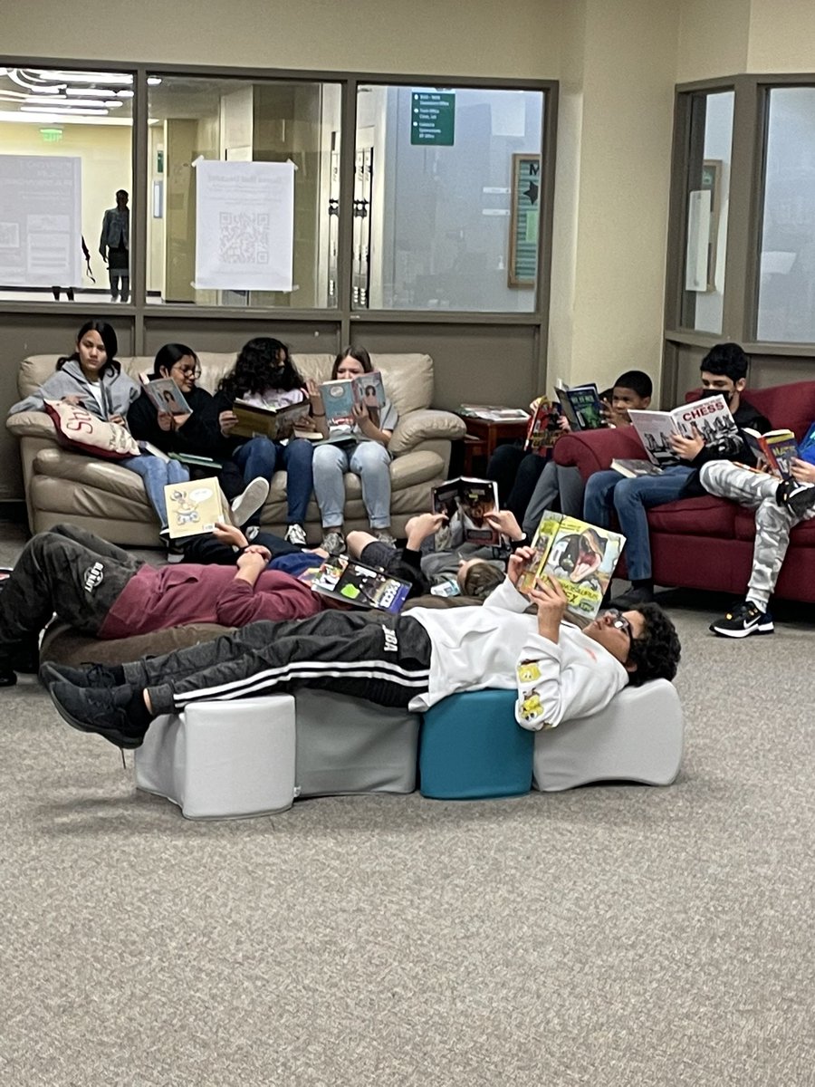 MCJHgatorsRead's tweet photo. The new seating is a hit!! @KTbookchick @AmandaSWeaver @MsMillerTheRea1 @katy_libraries https://t.co/PMQMHs54l1