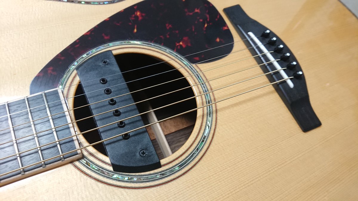 ω')プリアンプsystem41とsunriseピックアップ S-2をYAMAHA LS-36に