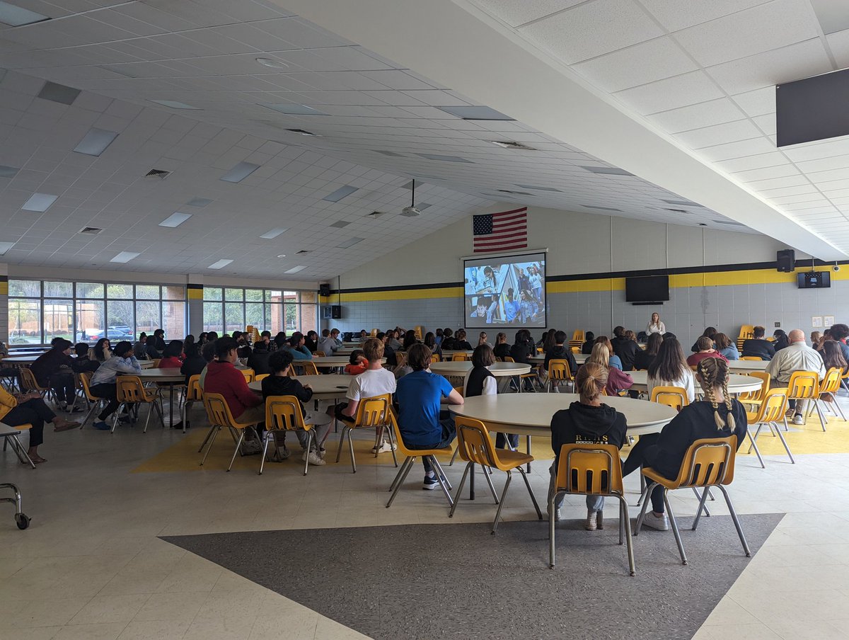 RhhsYokley's tweet photo. Thank you, Augusta University, for coming to speak with Richmond Hill High School healthcare sciences about your healthcare science programs and admissions. @AUG_Admissions #BuildTheHill @RichmondHill_HS https://t.co/IzHdG74gWn