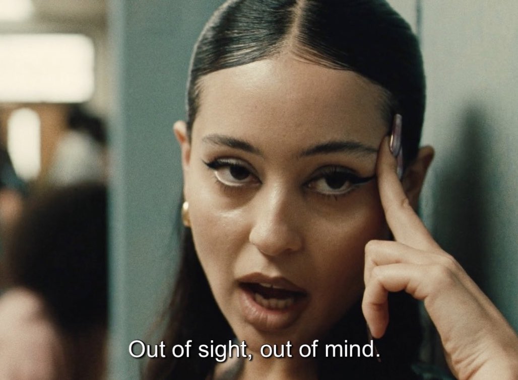 bellalunaestela's tweet photo. ‘euphoria’ energy for each zodiac sign ~ taurus https://t.co/oeGiG8WYAN