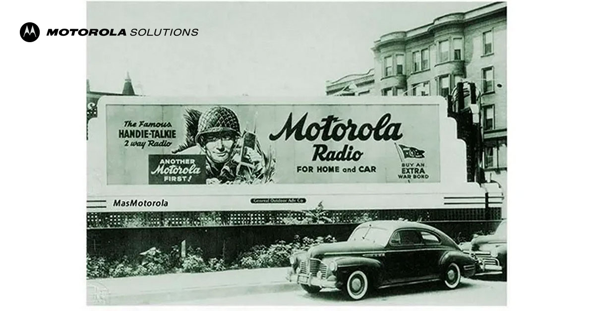 MotorolaLatam's tweet photo. ¿Sabías qué? El nombre #Motorola tiene origen en Estados Unidos, como resultado del nombre de un Radio para automóviles, combinando las palabras “Motor” y “Ola”. https://t.co/xILRG4GR6I