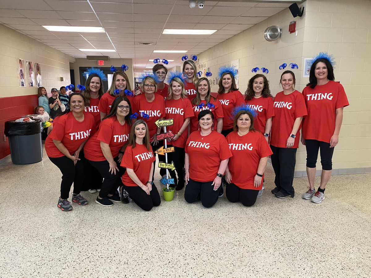 LeahEpperson's tweet photo. Kicking off Read Across America with breakfast for our staff and guest readers!!!#Read #HCSSLI @angelarich2016 @DrAmyJones https://t.co/uk0WRbKSu0