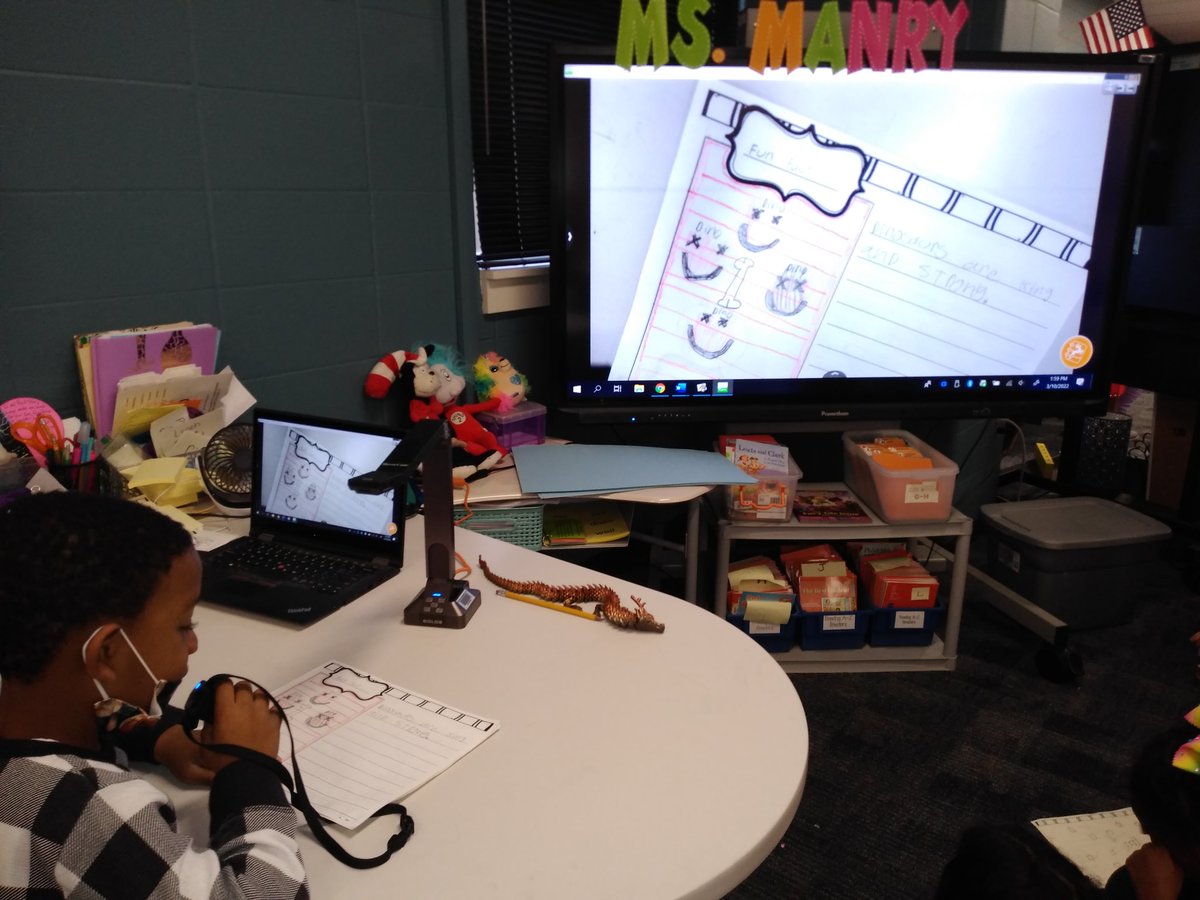 ManryMs's tweet photo. Presenting our research projects!
#2ndtoNone https://t.co/rfC1M4xsUw