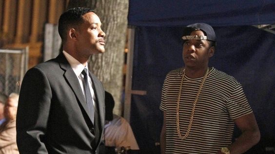 SASMOVIESTUDIO's tweet image. On June 20th, 2001, #SASStudios helped with the production of Men in Black 2!😎

Working on set with Will Smith and Tommy Lee Jones is something we will cherish forever because they are some of Hollywood&apos;s most iconic actors🙌Seeing Michael Jackson and Jay Z on set was amazing :)