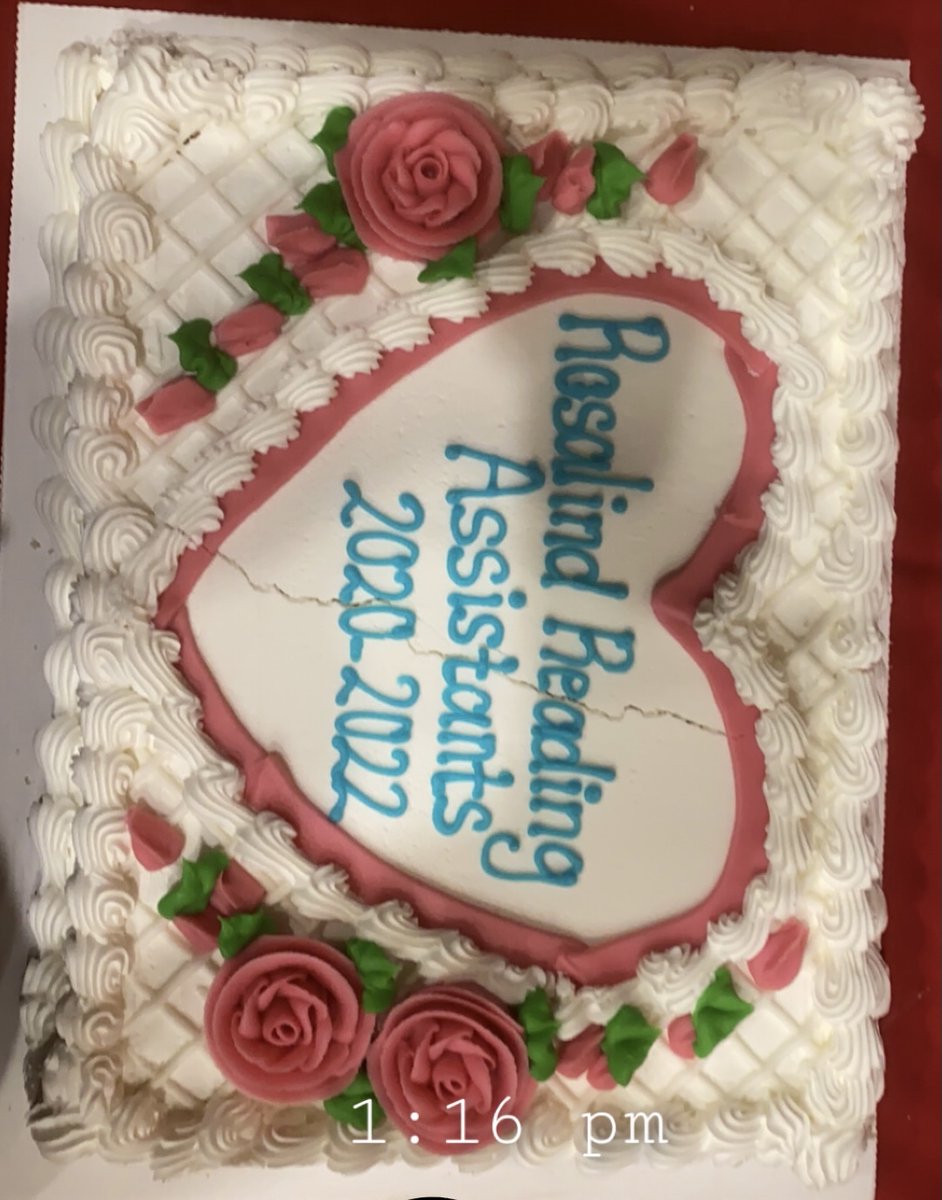 Challney_Girls's tweet photo. A lovely celebration for our ROSALIND reading assistants, who have supported our younger students with their reading over the last two years #reading #puddingparty Thank you Mrs K for organising! https://t.co/zlySIXyMxv