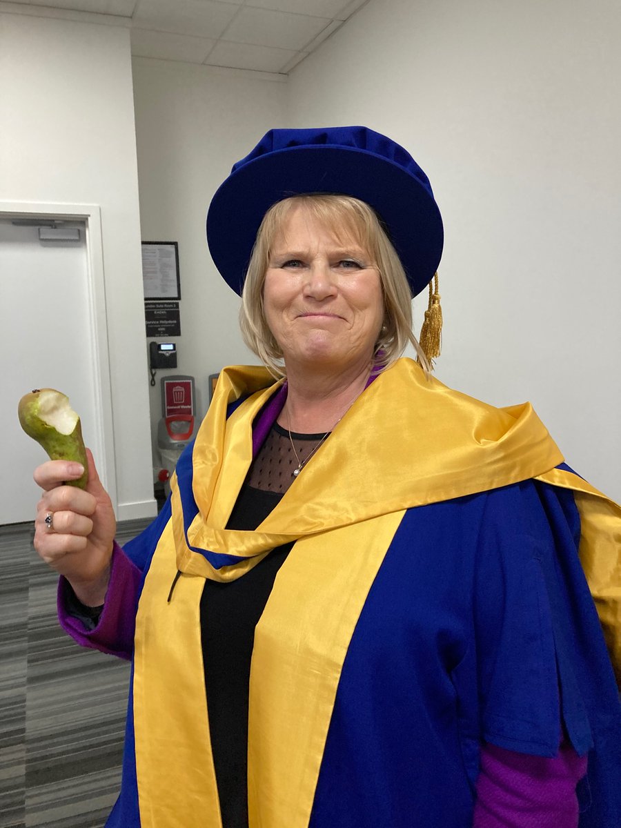 Nicola Shelton (part-time prof) tweet media