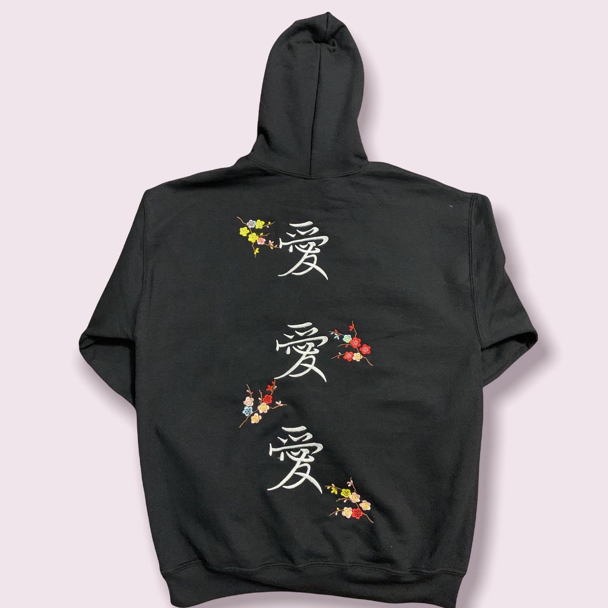 diaire1's tweet photo. “Til We Meet Again” Double Dragon hoodie just dropped ! Link in bio ! 🐉 https://t.co/YZddr9UOQP