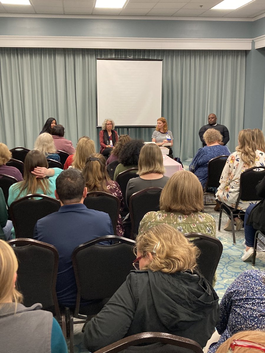 molinmedia's tweet photo. Authors and Sessions and Tech Tools, Oh My! Learning and laughing at @SCASLNet conference 2022! #SCASL22 @gcschools #futurereadylibs https://t.co/Npr7oZX2hn