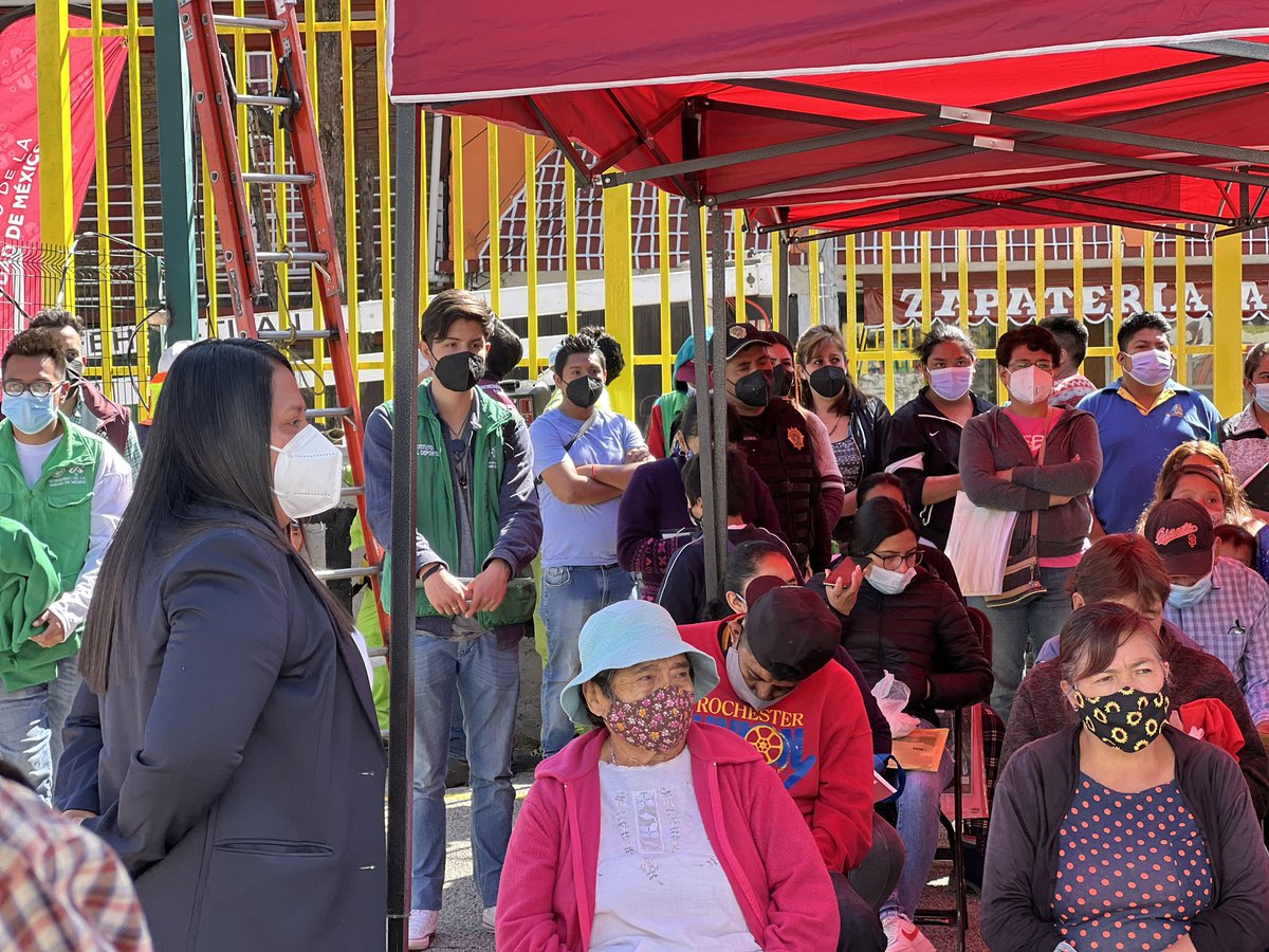 ParticipacionT's tweet photo. Continuamos acercando a la alcaldía Tlalpan, La Feria del Bienestar! 🍏🍎🍉🍌🥝🍒🍑🍇🍓🍋🫑🥑🍆🫒🥬🧅
Hoy estuvimos en las colonias Cultura Maya y Pedregal de San Nicolás 4ª Sección. Agradecemos a las vecinas y vecinos que participaron en todos los servicios que ofrecimos. https://t.co/coYlsm4R8u