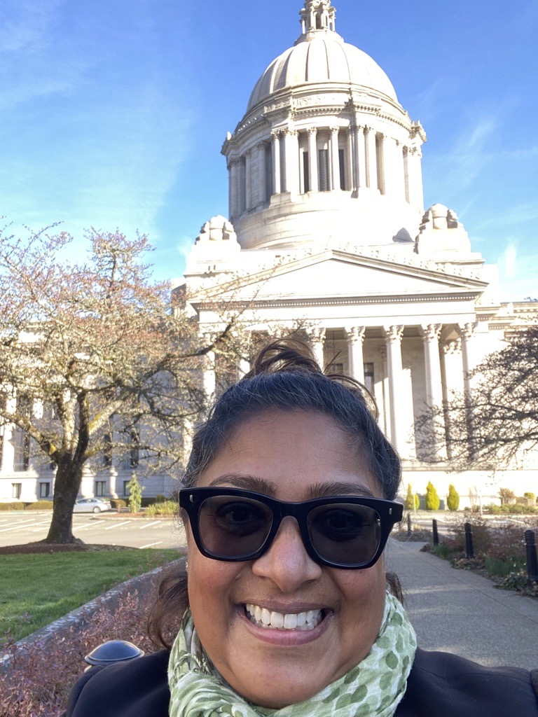 Sen. Mona Das tweet media