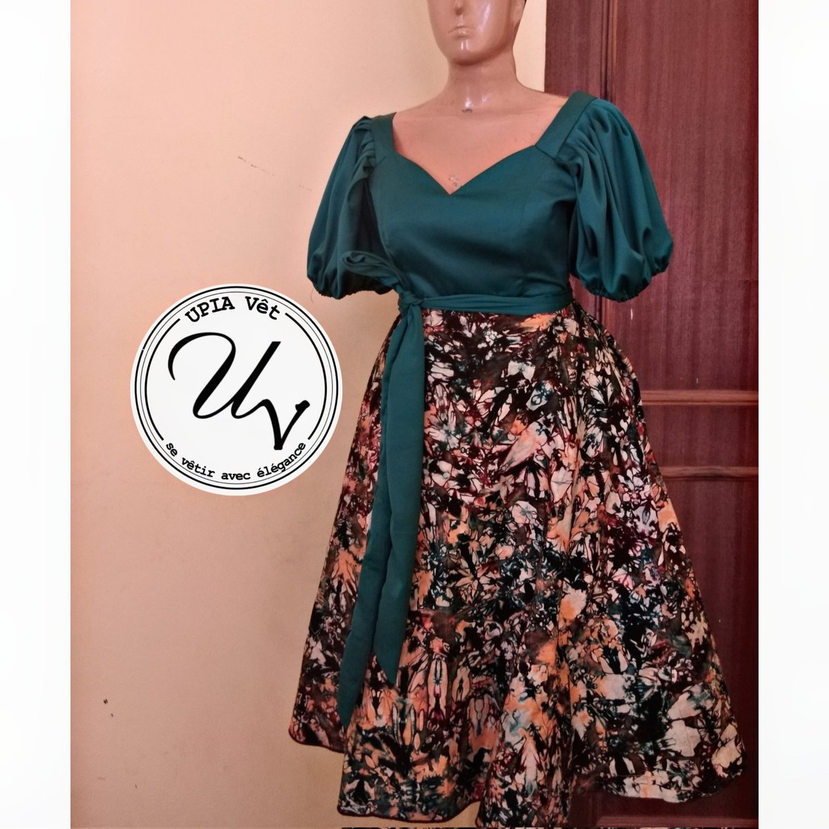 upia_vet's tweet photo. On aime la simplicité.
Belle robe en kokodonda disponibles en plusieurs couleurs  et motifs.
#ouagadougou

Wathsap 00226 58586508
#upiavêt https://t.co/kIeHz1iCnV