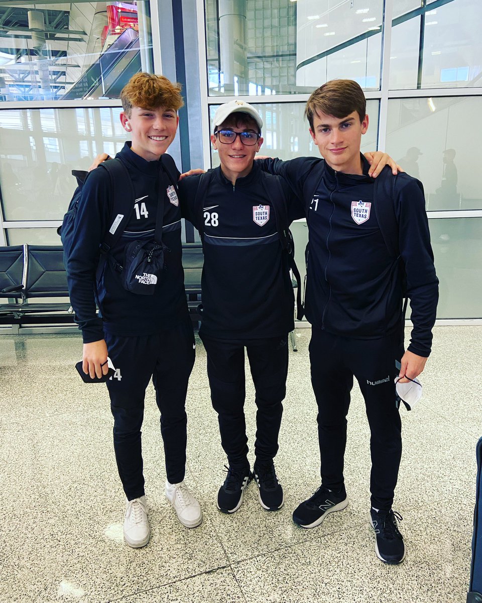 Jmillsy93's tweet photo. Representing South TX in Borussia Dortmund, Ger. Work hard, have fun and be safe! @DavidMills2023 @DanielM2024 @jasdanmoo @LamarSoccerClub @LogosPrep @BoysSoccerFHS @FHSABC_TX @LethalSoccer @STYSASoccer @usysodp @D3soc @fbheraldsports @tascosoccer @FosterHSNews @vypehouston https://t.co/69q6z9qdfD