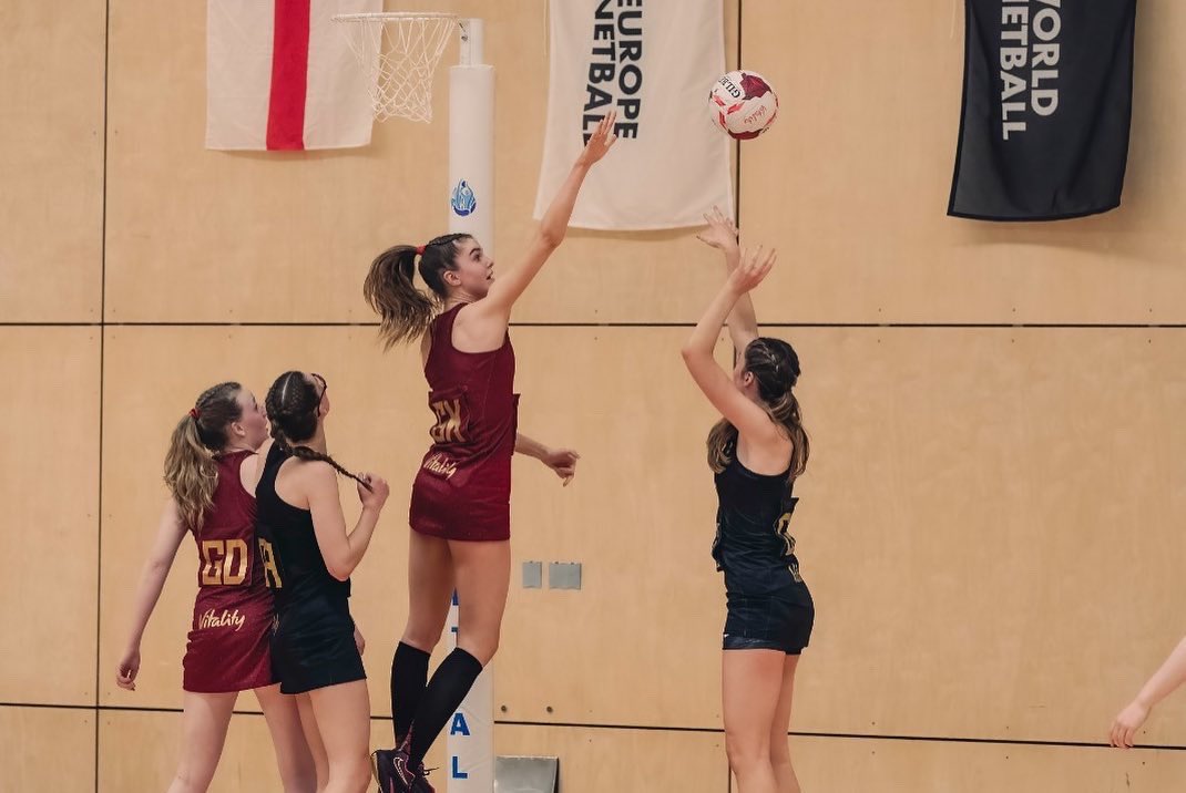 sheonahforbes's tweet image. @DSmedia88 Thankyou for all your hardwork in capturing amazing netball shots over the @EuropeNetball weekend Darius! They are incredible showcasing the athleticism &amp;amp; skill of the girls, as well us lovely coaches and volunteers 😇🤪 📸 We loved a jump of the shot …