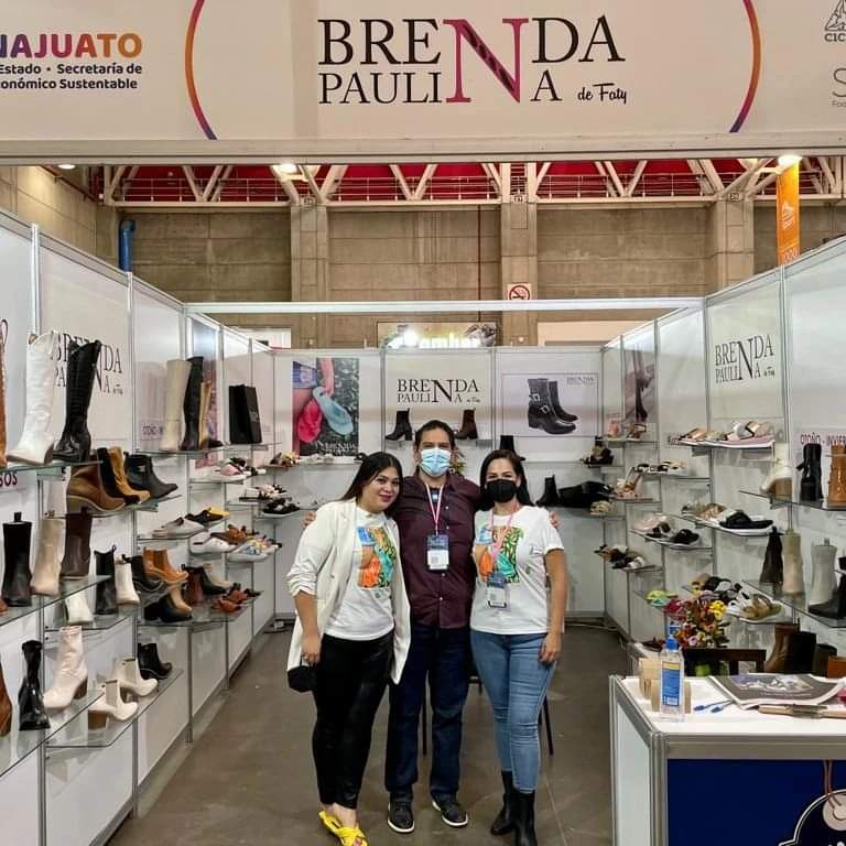 En @SAPICAmexico, stand #3146 zona Poliforum. ¡Los esperamos con mucho gusto!
#LucirTusPasos #CalzadoMexicano #ZapatosMexicanos