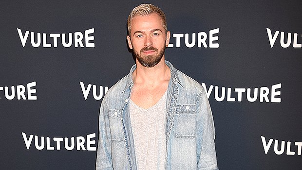 Andy Vermaut shares:Russian-Born ‘DWTS’ Pro Artem Chigvintsev Condemns War In Ukraine: I Have Family ‘On Both Sides’: Artem said the 1-year-old son he shares with Nikki Bella may not be… https://t.co/VQDlRPVhgZ Thank you. #AndyVermautLovesHollywood #ThankYouForTheEntertainment https://t.co/8mPM9FfICh