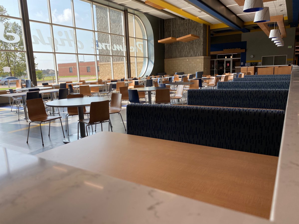 EduSourceCorp's tweet photo. Loving our recent @piedmontwildcats install for @phs_wildcats #gowildcats #moderndesign #woodgrain #schoolcafeteria #childnutrition #upscale #creatingatmospheresthatinspire https://t.co/XowWURZUNL