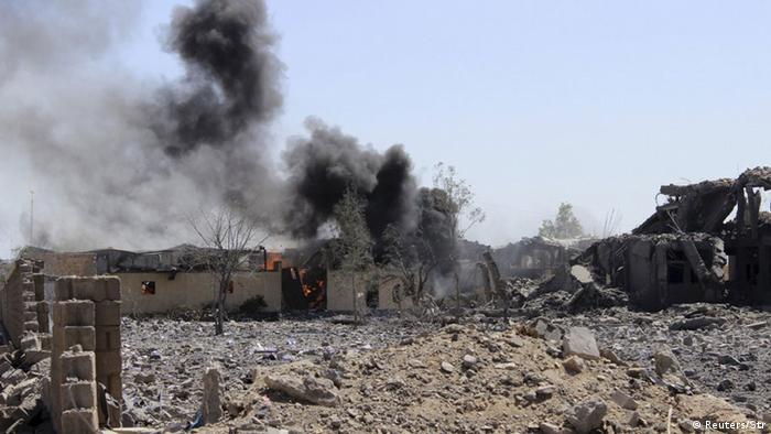 ehoque007's tweet photo. Four hospitals destructed...1)Ukraine by Russia 2)Yemen by Saudi 3)Gaza by Israel 4) Iraq by US
If you differentiate between them you need to have a long and hard look at yourself #AllEvil #RacismInWar #UkraineWar #StopBombingHospitals https://t.co/UQ0Pq92FE9