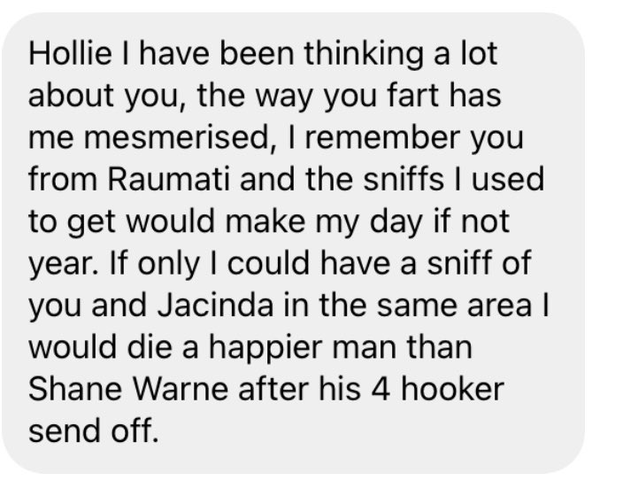 HOLLIE SMITH tweet media