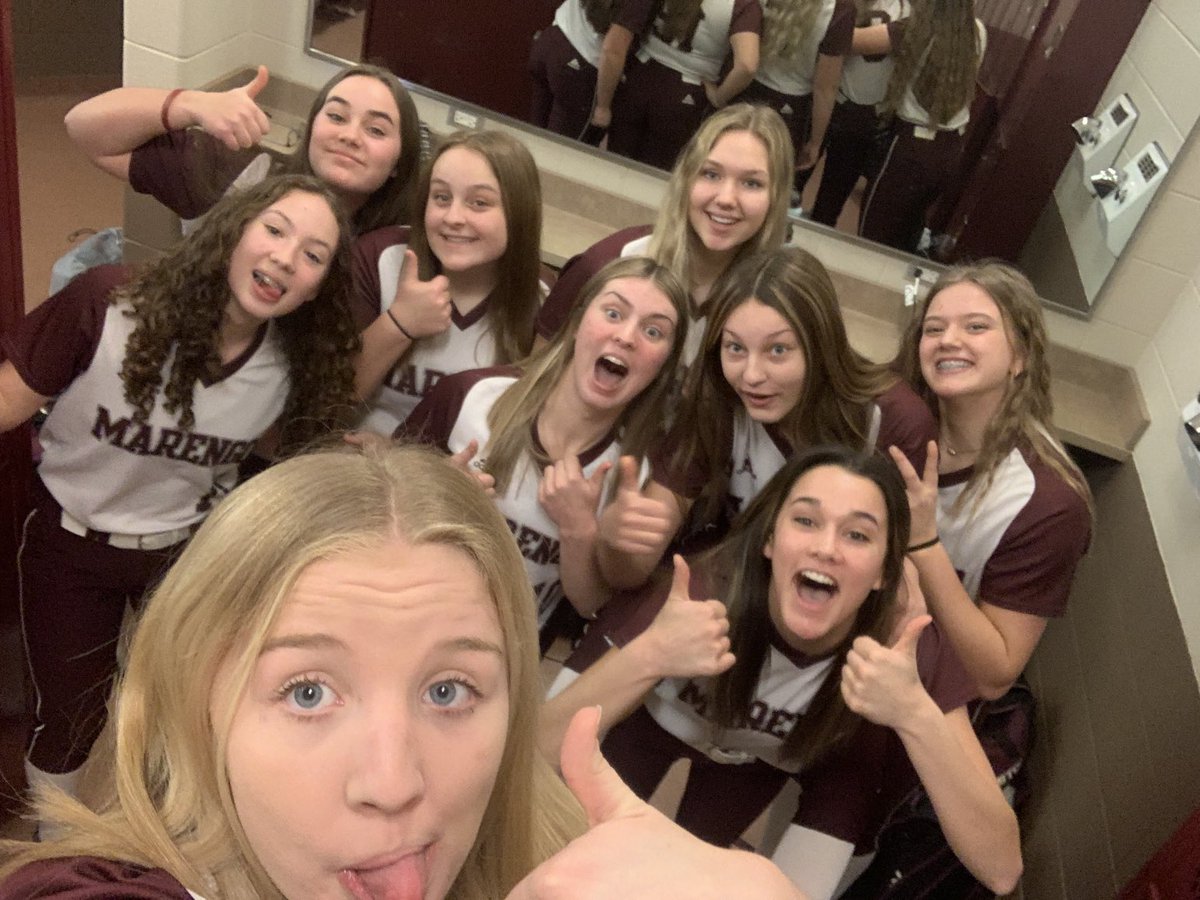 MarengoSBall's tweet photo. picture day! https://t.co/96VM6WAoWz
