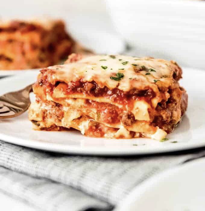 SteinsByAddies's tweet photo. Thursday Take &amp; Bake SPECIAL: Lasagna!
We’re here until 6!  😀 See you soon! 
.
.
.
#lasagna #food #local #yum #takeandbake #southland #lexington #kentucky #sec #bbn #thursday #yummy #cooking #lexeats #sharethelex https://t.co/4SrAiGBLn3