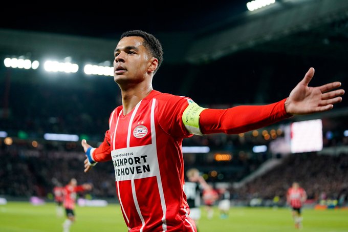 PSV-Copanhagen maçında PSV oyuncusu Gakpo'nın gol sevinci
