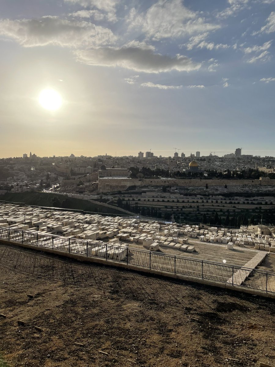 MatteoRicci96's tweet photo. hey Jerusalem https://t.co/X8YkKDSLPF