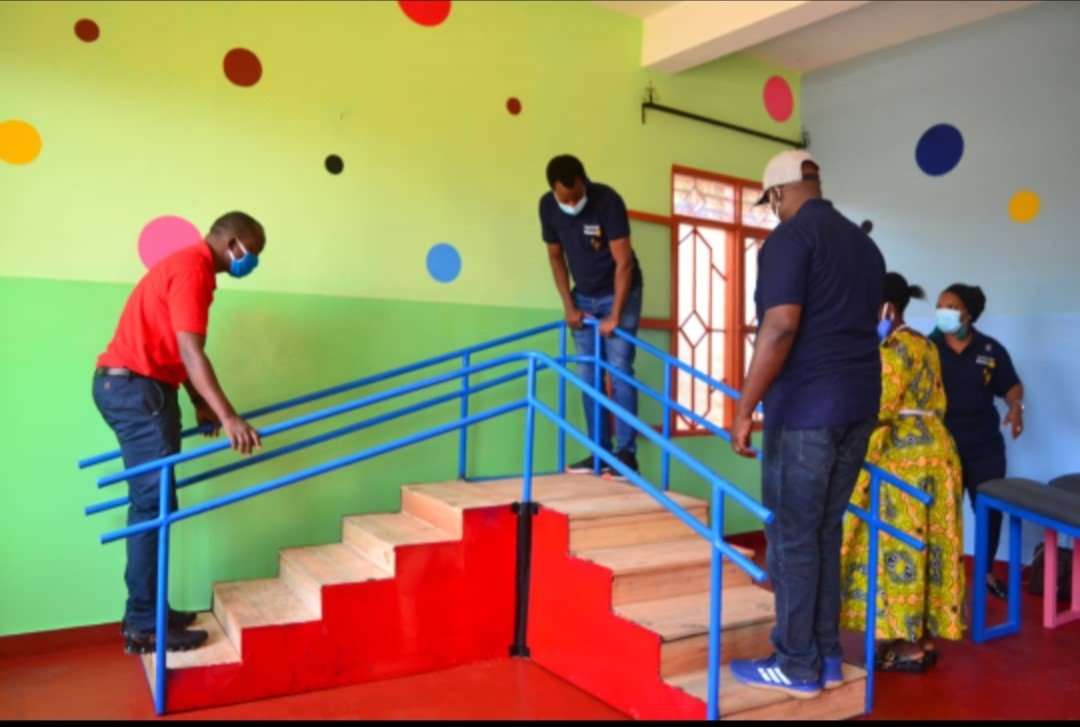 ClubInyange's tweet photo. Action de réhabilitation du centre Isange de Kanyosha. Une action phare pour notre Club Rotary Bujumbura Inyange.
.
.
.
#RCBI https://t.co/E6uXnOYP97