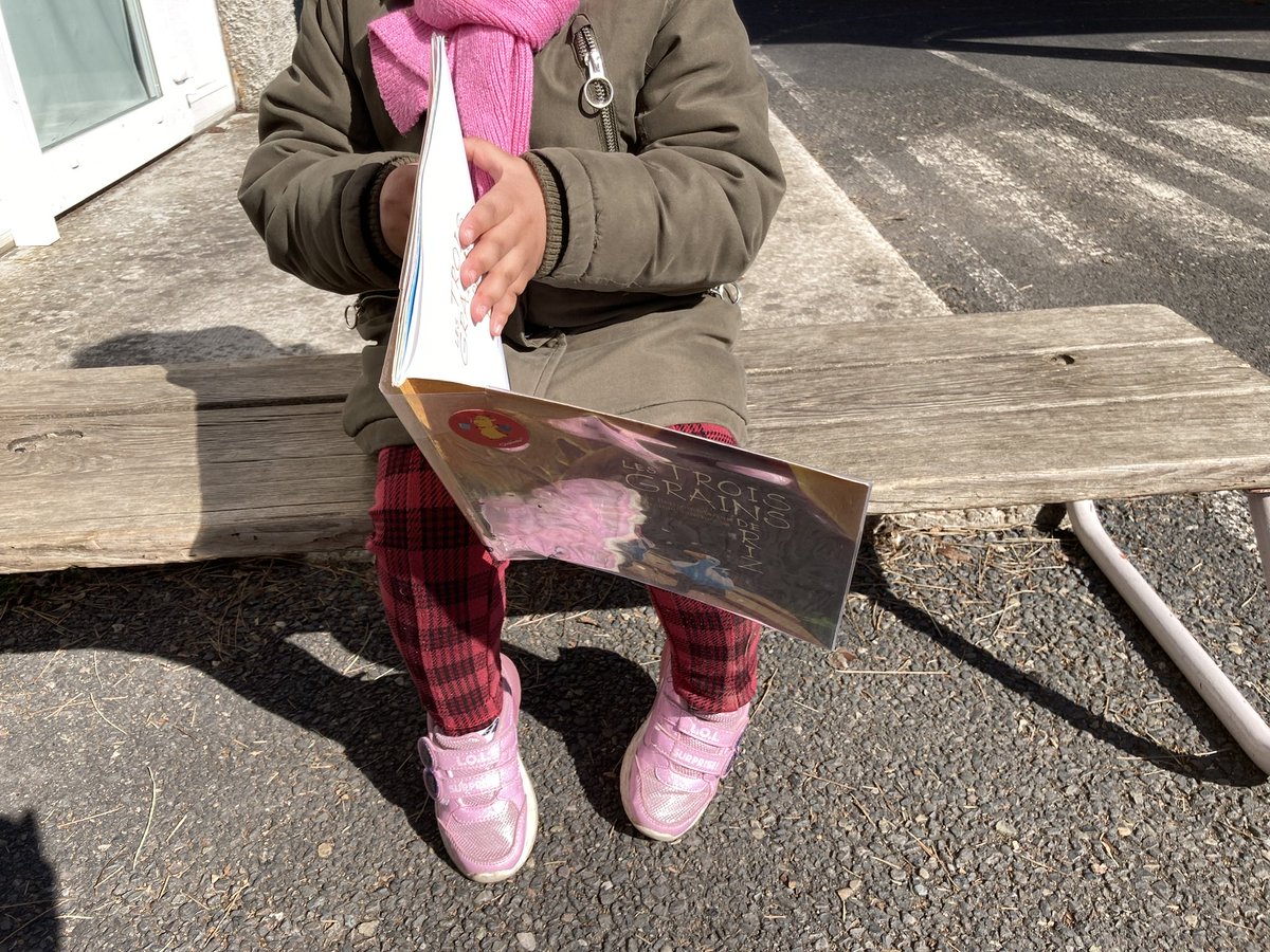 PS_MS_Drul's tweet photo. @mybookinou #10marsjelis #ecoldedehors à chacun sa position ! https://t.co/Vhpc7J11CY