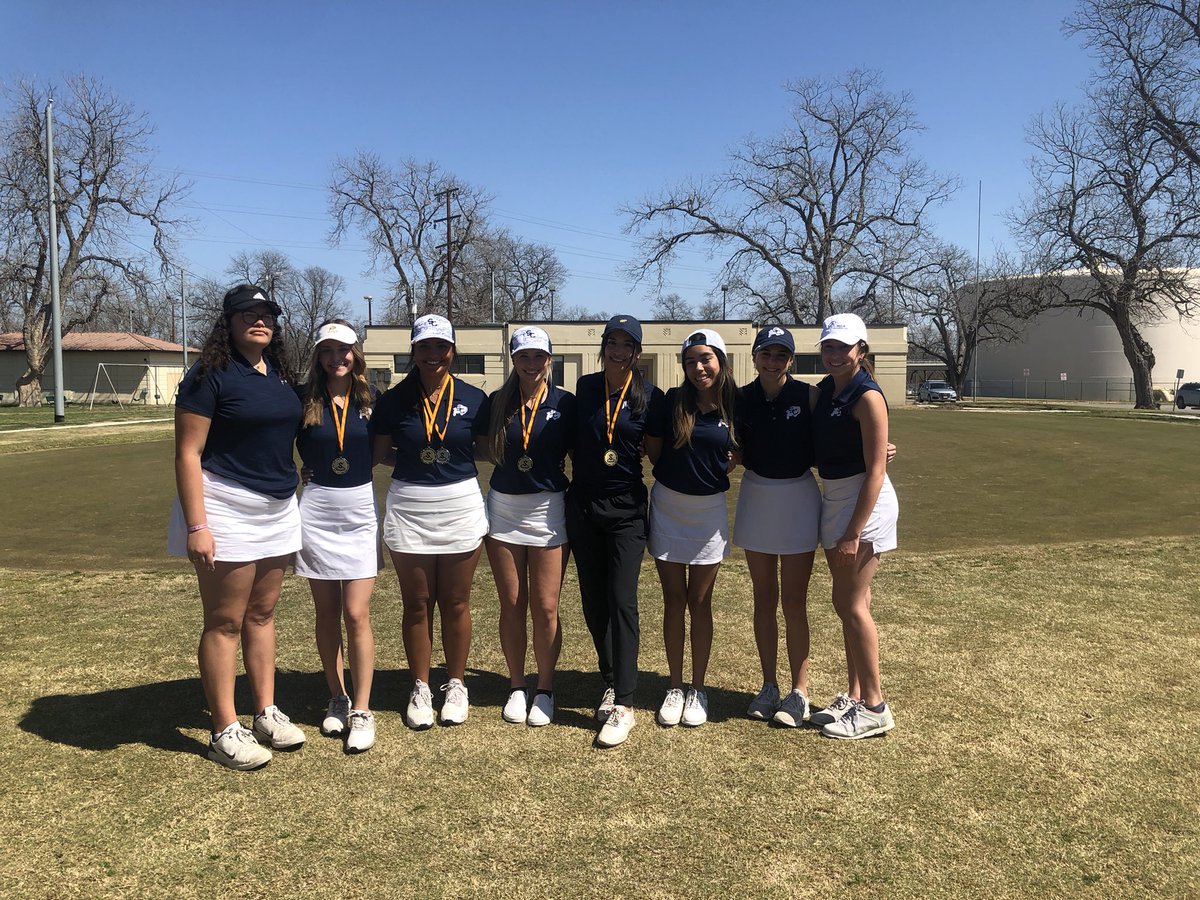 Clemensgolf's tweet photo. Today was a good day. Varsity girls win, Grayson Weiler and Layla Randolph shoot personal best scores at Starcke Park, and we are 1 day closer to spring break!⛷🎿❄️☃️ https://t.co/8h87dstAY2
