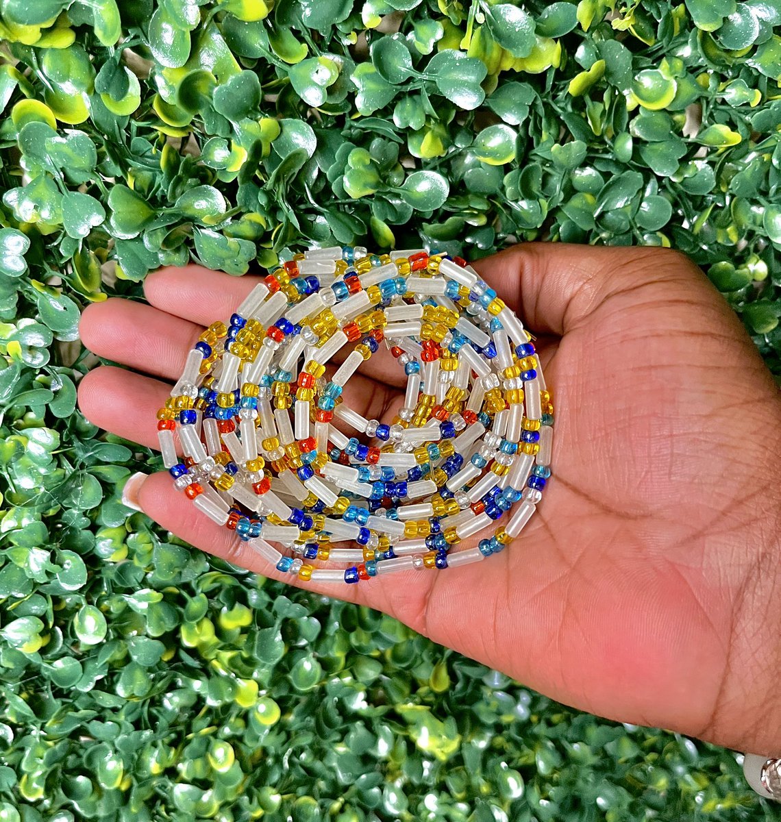 Rueebby's tweet image. Waistbeads. Waistbeads. waistbeads. come get your waistbeads!! #springfest2k22 is coming up !! Yall need to purchase yours waistbeads before they sell out !!! Y’all can’t be on the beach with a bare waist!! Im not going for it this year! COME GET THEM!!😭 #PVAMU