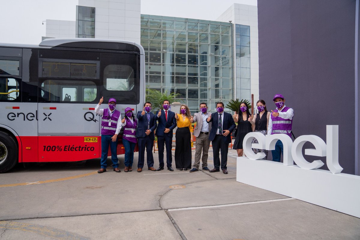 fragale_marco's tweet photo. Los vehículos a combustión contaminan el 70% del aire en #Perú.
Para sumar al cambio, desde @EnelPeru donamos un #Ebus a @ATU_GobPeru🚌 porque apostamos por un modelo #sostenible de transporte y creemos que la #MovilidadEléctrica es el futuro que el Perú necesita. https://t.co/tb6XKejFT0