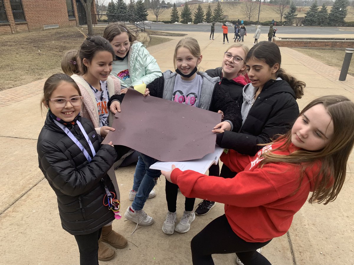 TechTrish's tweet photo. Catching SNโ๏ธWFLAKES! And some Ss started a Homework Club today. #157cMarch #WeAreChelsea https://t.co/ex0ji99Wb3