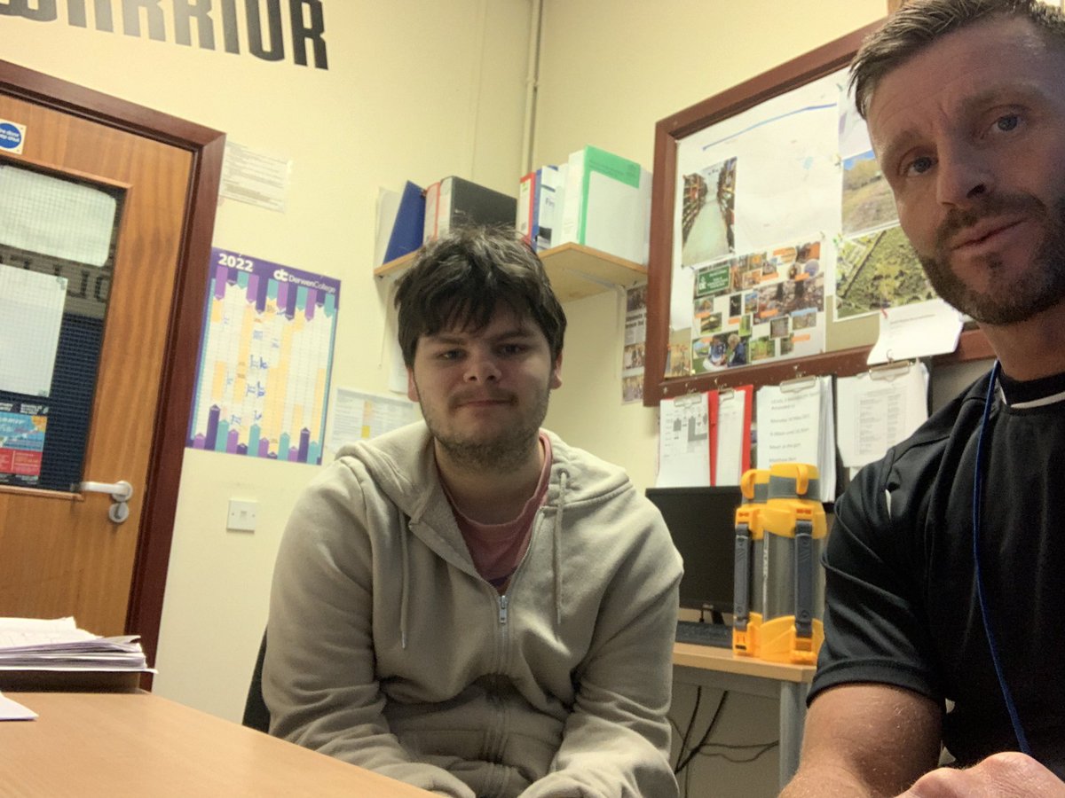 SteveE_Derwen's tweet photo. Busy busy evening for Josh @DerwenCollege …. Online Photography course with @DofE #Skill 

and then presenting to @RotaryPwllheli about the DofE Award @DerwenCollege 

Thank you @sallykettle for the kind invite 🙌 https://t.co/eTVffcvB0p