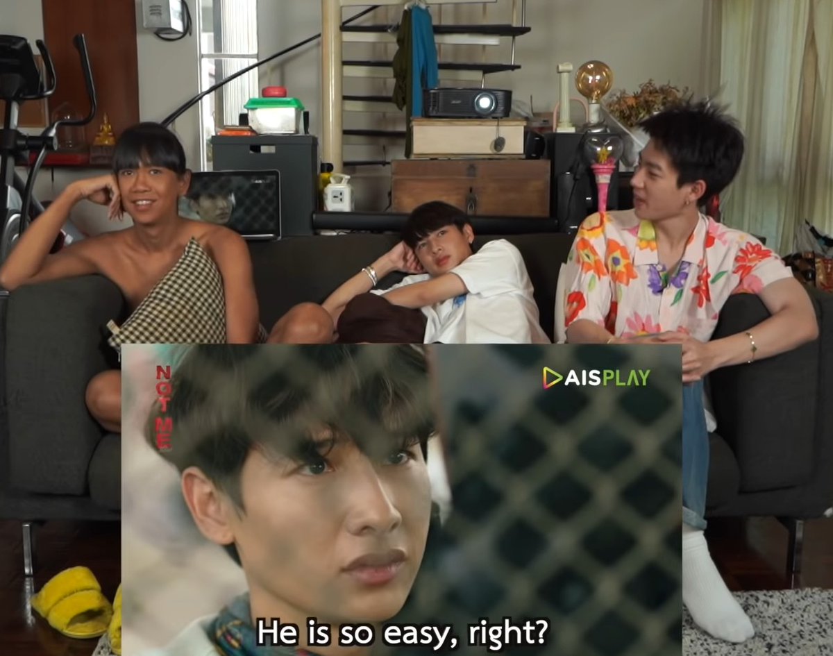 BadbitchHanni's tweet photo. Papiii é e sempre será o maior OffGun stan ❤️ "n toquem no meu shipp" surtando mais q o fandom inteiro KKKKKKKK 🗣️ #NotMeReactEP12 https://t.co/Xu3i47XV9T