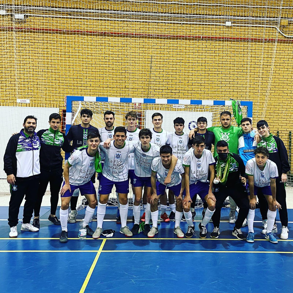 entorno5x5's tweet photo. 🏆 Copa RFEF Juvenil 🇪🇦
➡️ El @FMalacitano #Juvenil 💜💚 llega con 5️⃣8️⃣ puntos de 6️⃣0️⃣ posibles en el Grupo 5 de DH Juvenil. ¡Enhorabuena! 👏🏻
➡️@paacovg_, #Marchal, #Fernandez, #Franja, #Baeza, #Martin, #Jorge, #Navarrete, #Hermana, #Jacobo, #Labajos, #Mesonero y etiquetados ↙️ https://t.co/decUl0LR37