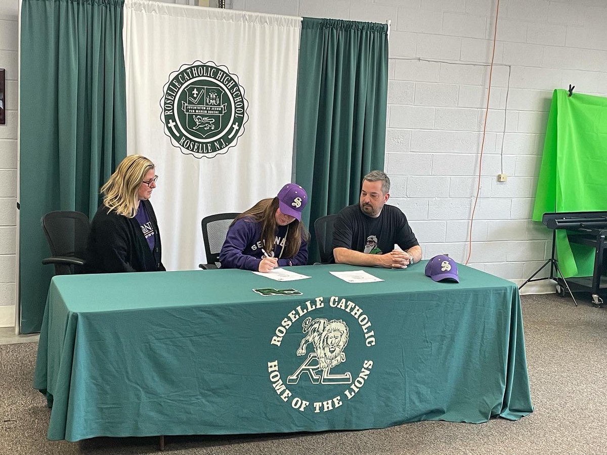 RCLionsDen's tweet photo. Congratulations to Senior Emma Howlett who committed to Sewanee: The University of the South, where Emma will compete on their Track and Field Team.  Emma has emerged as a captain on the RC Track teams, and her leadership, talent, and dedication will be missed.  #GoLions https://t.co/BAEd8PGJya