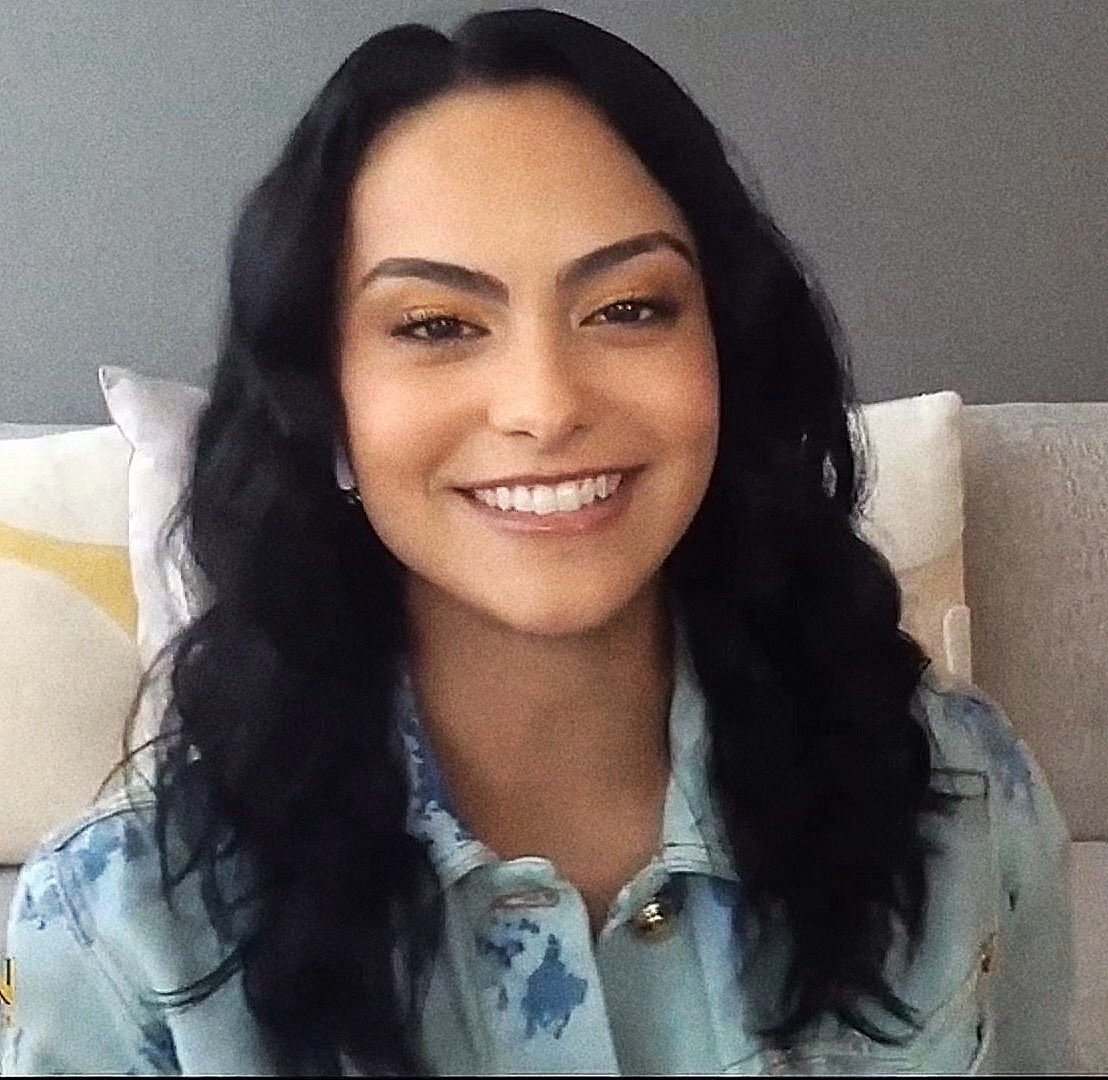byebyedesativei's tweet photo. sometimes home is a person <3 https://t.co/1S9VMejdan