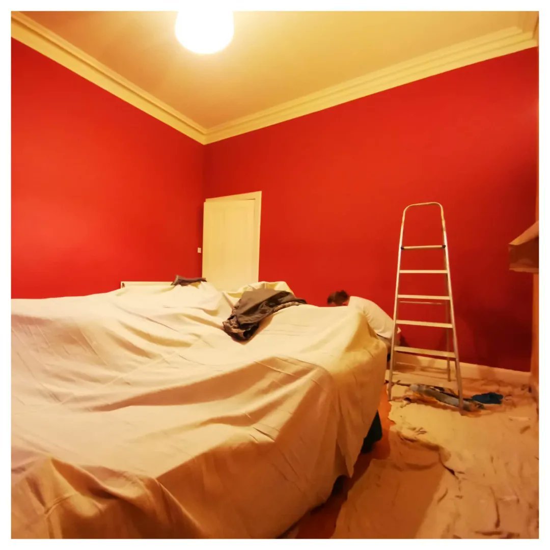 GeerafDecorator's tweet image. 👩‍🎨Inspiring transformation from intense and energetic red to calm and relaxing taupe and yellow 👩‍🎨

🎨Using designer eco-friendly #lickpaint on this project🎨